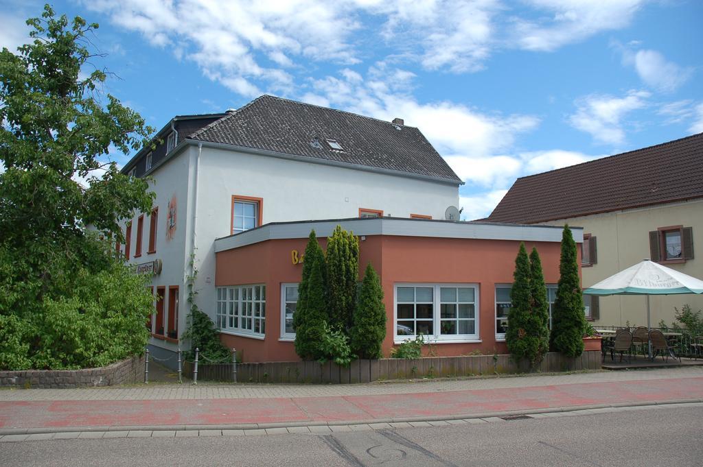 Hotel Kurfuerst Garni Germersheim Exteriör bild
